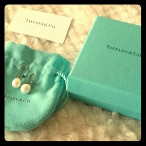 Tiffany & Co. Pearl Earings